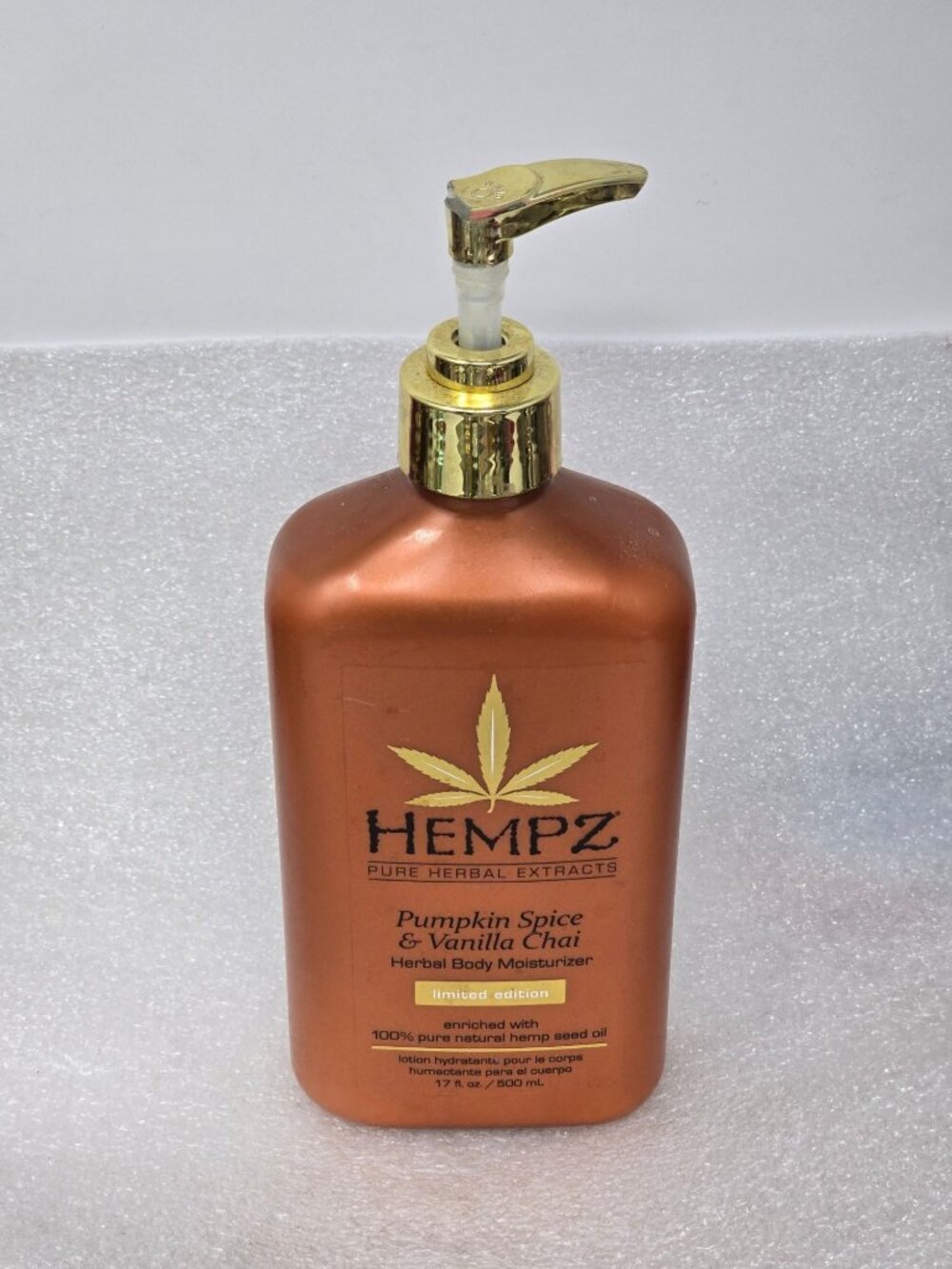 Hempz Pumpkin Spice & Vanilla Chai Herbal Body Moisturizer 17oz Limited Edition